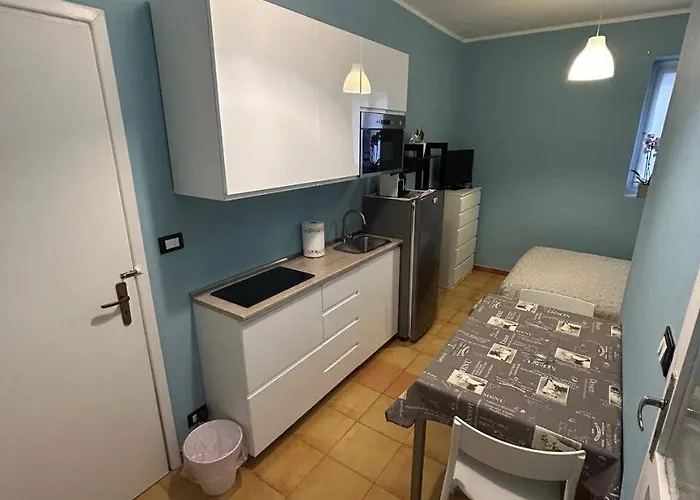 Porta Susa Corso Vittorio 108 *